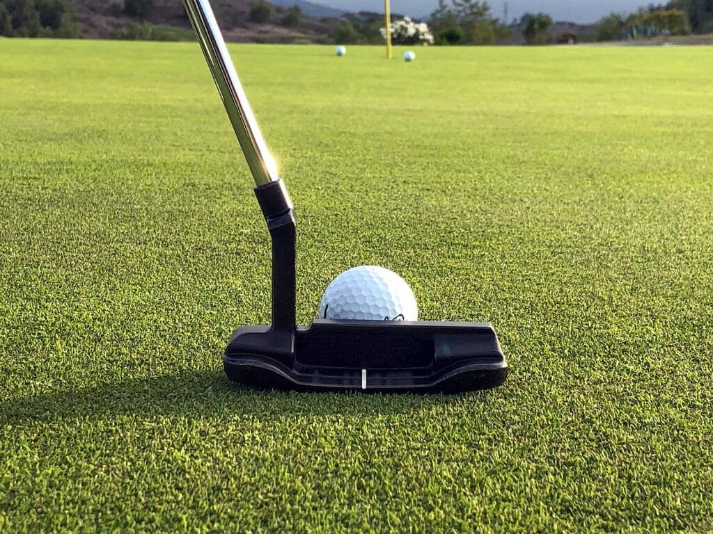 Maîtrisez votre jeu avec le choix du meilleur putter de golf